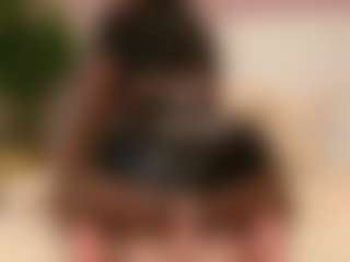 Live cam show with daniellabrown - Ebony Toys on Fling VIP Chat