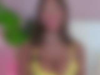 Live cam show with Daniella Brown - Fingering Latina on Milfs Live | colombia