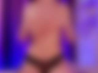 Live cam show with KarolynTijernia - Tiny Tits on Pornisteam.com
