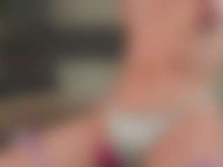 KarolynTijernia's Live Sex Cam Show