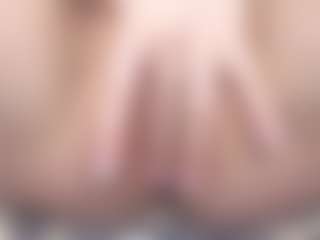 Live cam show with kittywell22 - Spanking on EXY