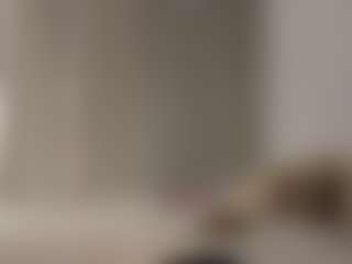 MiaVega1's Live Sex Cam Show