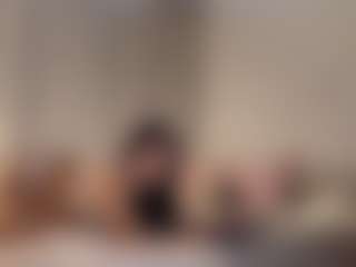 MiaVega1's Live Sex Cam Show