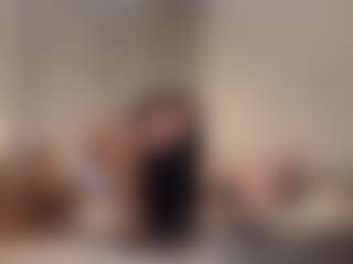 MiaVega1's Live Sex Cam Show