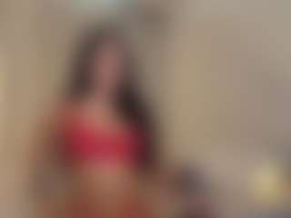 MiaVega1's Live Sex Cam Show