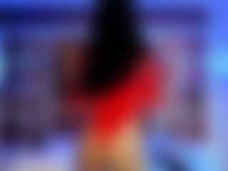 Live cam show with Vanessa - Latina Petite on StripNow | colombia
