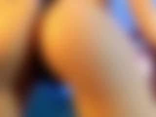 Live cam show with Vanessa - Asshole on Hubzter Live
