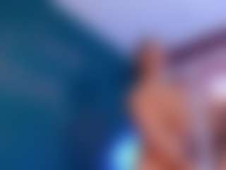 Live cam show with Vanessa - Bikini on Gym Cam Girls