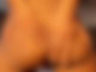 Live cam show with Vanessa - Ahegao on StripNow