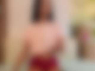 Live cam show with Vanessa - Petite on thefappeningchat.com