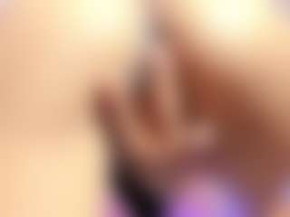 Live cam show with Vanessa - Petite Young Adult on justonemore.cc