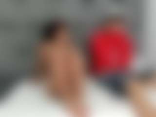 Emavallerin-os's Live Sex Cam Show