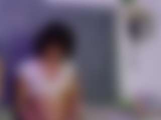 Emavallerin-os's Live Sex Cam Show