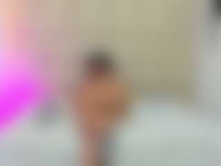 Emavallerin-os's Live Sex Cam Show