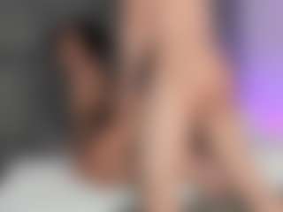 Emavallerin-os's Live Sex Cam Show