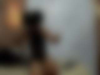 Emavallerin-os's Live Sex Cam Show