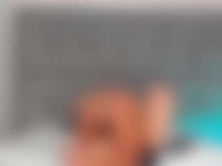 Emavallerin-os's Live Sex Cam Show