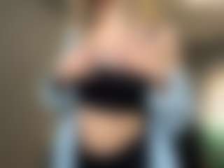 Mila's Live Sex Cam Show