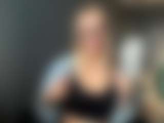 Live cam show with Mila - Moaning on TastyBlacksLive