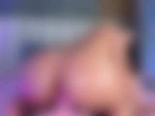 Live cam show with mia-scot - Athletic BBW on Camming Site