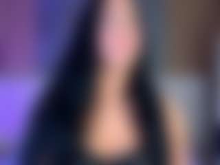 Live cam show with mia-scot - Petite on CamwithHer