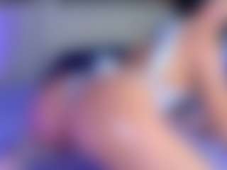 Live cam show with mia-scot - Small Tits on Camsoda