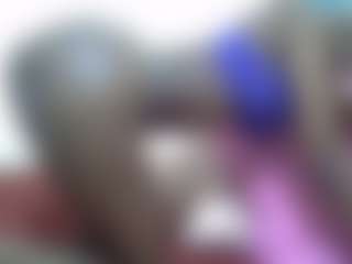 Live cam show with sweetcoco95 - Moaning on liverealitysex.com