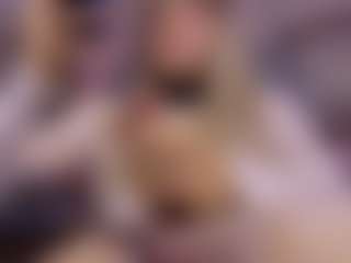 Stephy Moon 🌸's Live Sex Cam Show