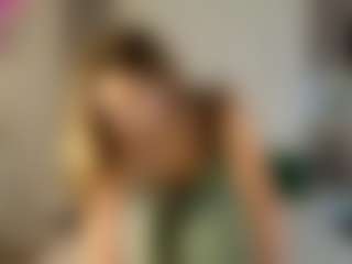 Live cam show with CharoletteArendt - Ass Clapping on StripNow