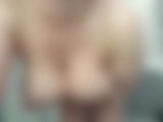 dreamhole's Live Sex Cam Show