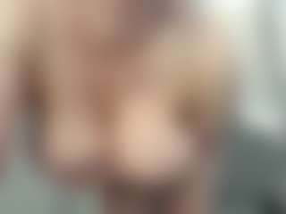 dreamhole's Live Sex Cam Show