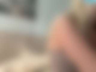 Live cam show with kelseyblu - Petite on fuklive.com