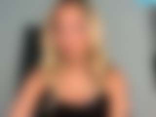 Live cam show with kelseyblu - Blue Eyes on eurowanks.com