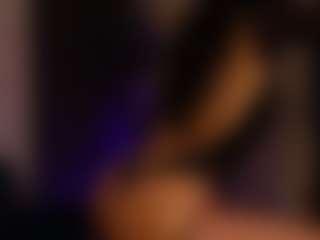 Live cam show with KimmBlaze - Athletic Brown Eyes on x69.live