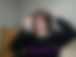 Live cam show with Hikala - Granny on eurowanks.com