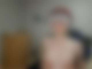 Live cam show with Hikala - Small Tits on Free Soda