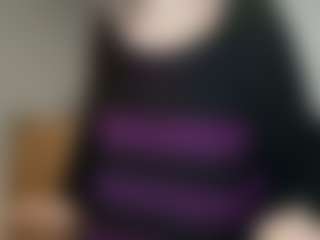 Live cam show with Hikala - Ass Bouncing on Camsoda