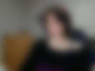 Live cam show with Hikala - Small Tits on luckytryst.com