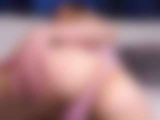 Live cam show with ShantaForkin - Moaning on milfzrlive.com