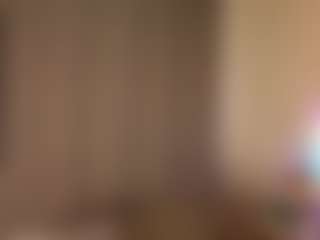 Live cam show with Anna - Average on xheatlive.com