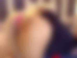 Live cam show with Brunette-Candy - Nipple Piercings on hrnylive.com