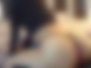 Brunette-Candy's Live Sex Cam Show