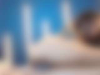 Brunette-Candy's Live Sex Cam Show