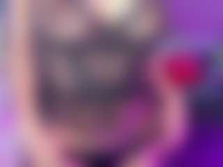 red-meggann's Live Sex Cam Show