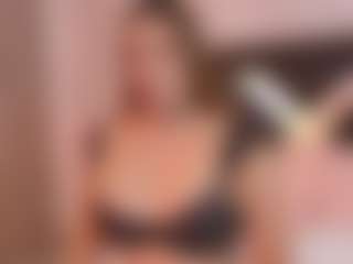 Live cam show with CataRicci - Lovense on Camsoda