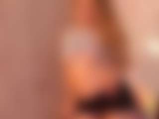 CataRicci's Live Sex Cam Show