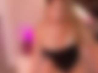 CataRicci's Live Sex Cam Show