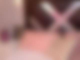 Live cam show with CataRicci - Blonde Hair Curvy on CamwithHer