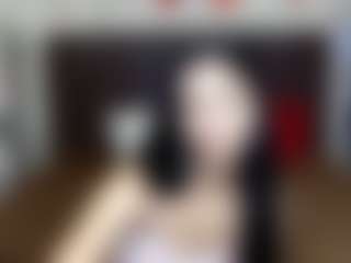 Live cam show with EvaClarkk - Average on Camsoda