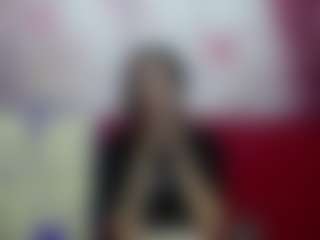Live cam show with EvaClarkk - Drinking on CamClone